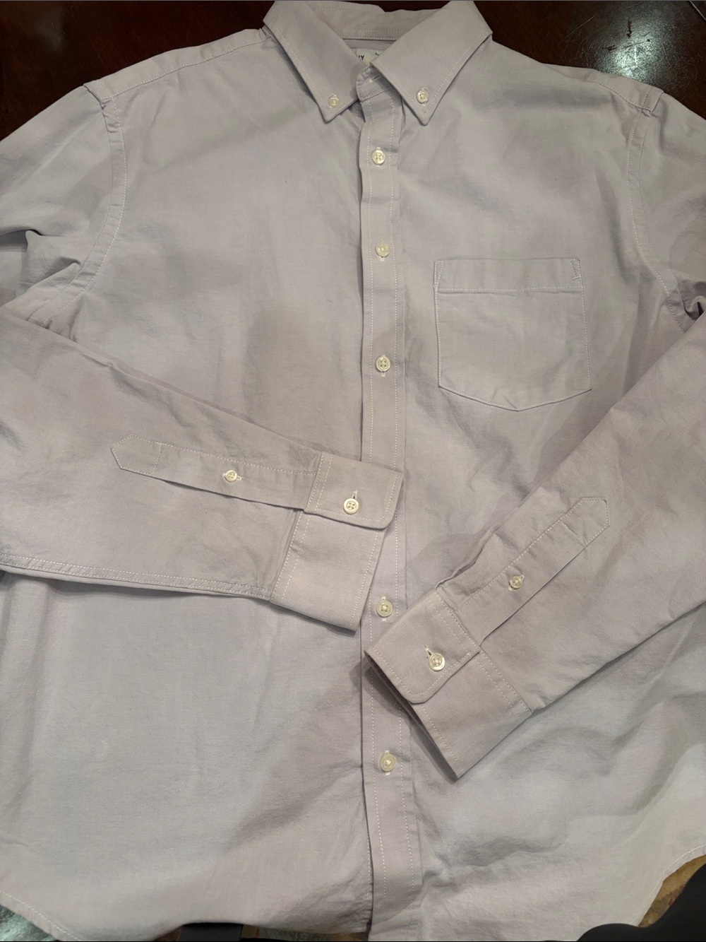 Old Navy Men's Classic Button-Down Shirt in Light Lavender